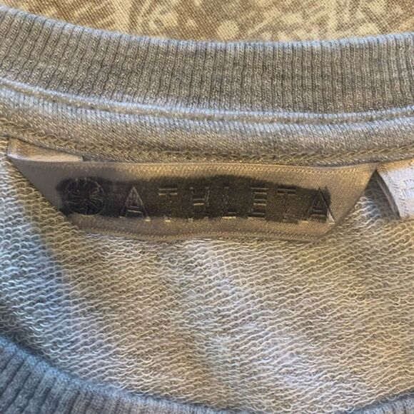 Athleta Women's Gray Nirvana Twist Front Long Sleeve Sweatshirt Size S - Picture 5 of 9